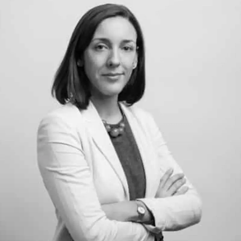 Ana Cabrera, tutora de formaciones en la academia de oposiciones SKR.