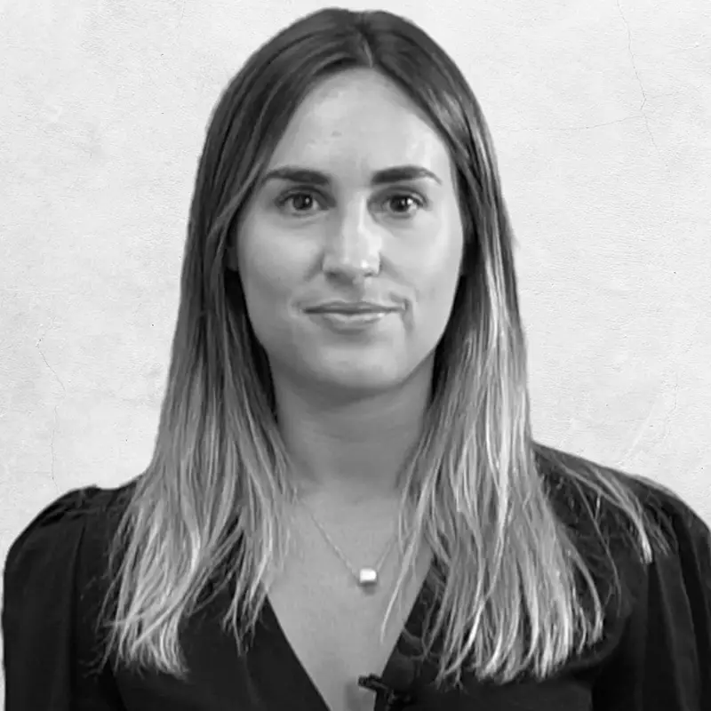 Clara Castellanos, profesional de la academia de oposiciones SKR.