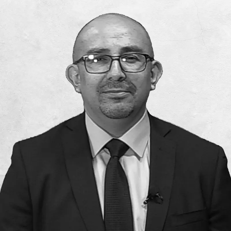 Eric Padilla, experto en formaciones de la academia de oposiciones SKR.